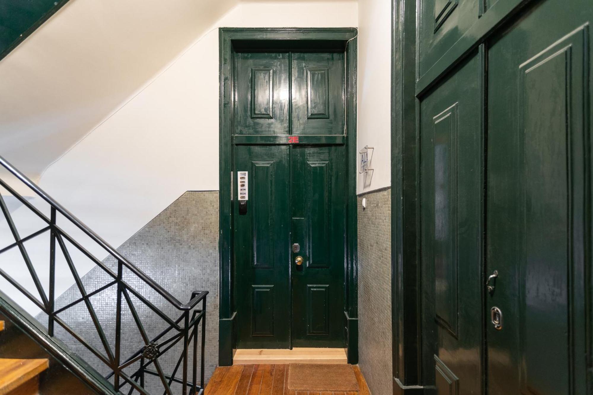 Studio Apartment One Double Bed